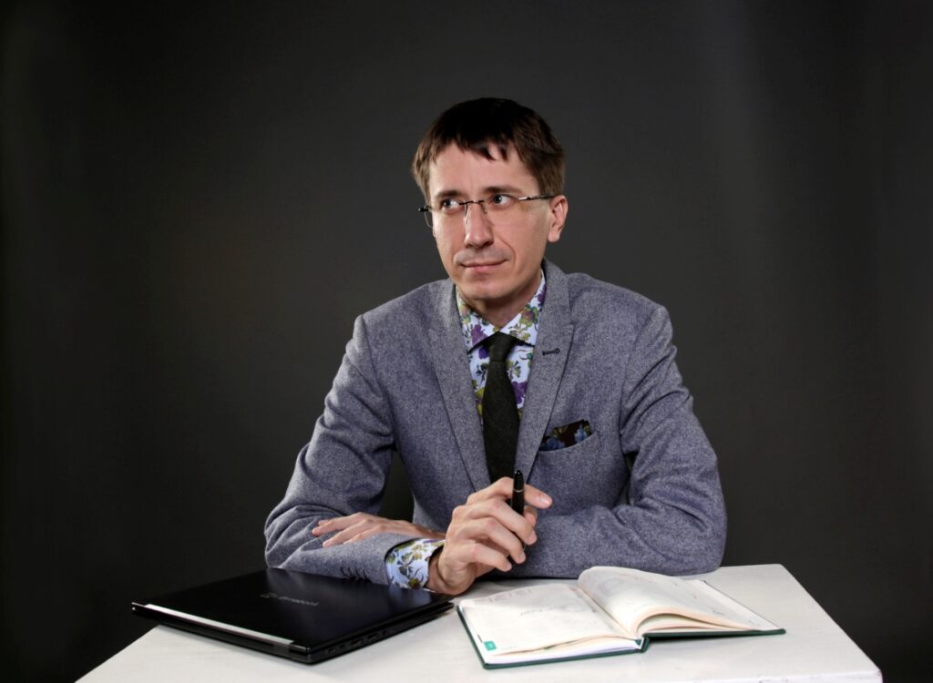 Adwokat Wojciech Kaczmarczyk omawia projekt - ustawa frankowa